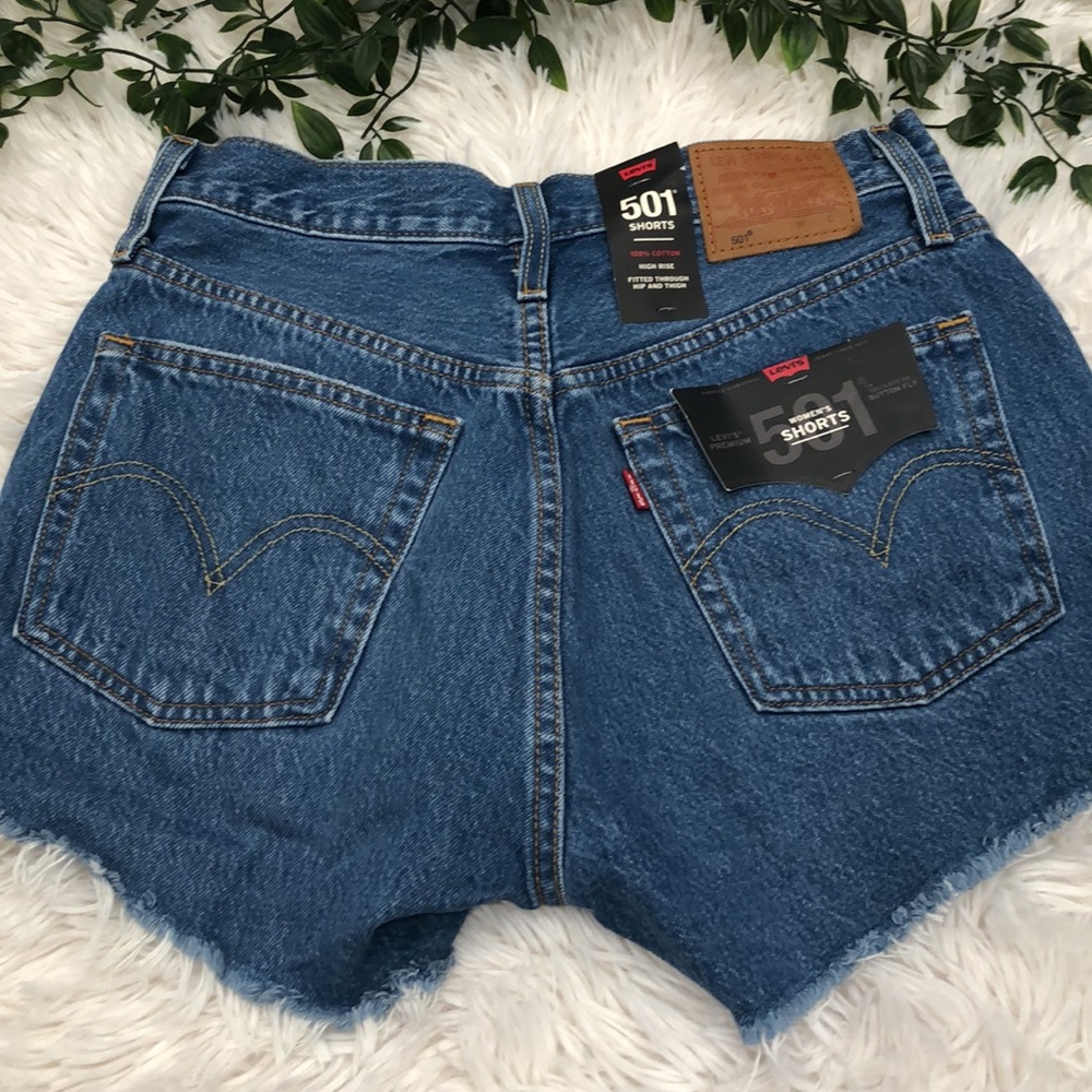 501 LEVI’S CUT OFF SHORTS - Picture 7 of 10